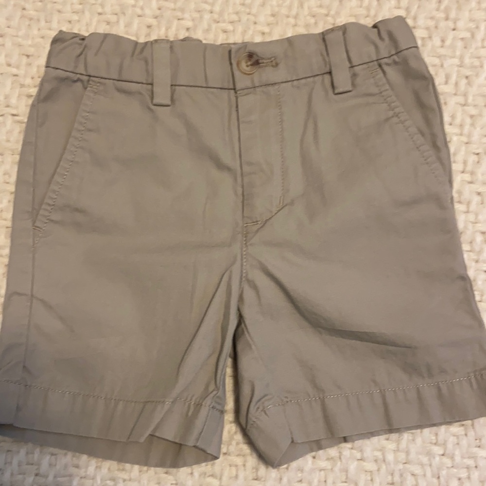 Vineyard vines